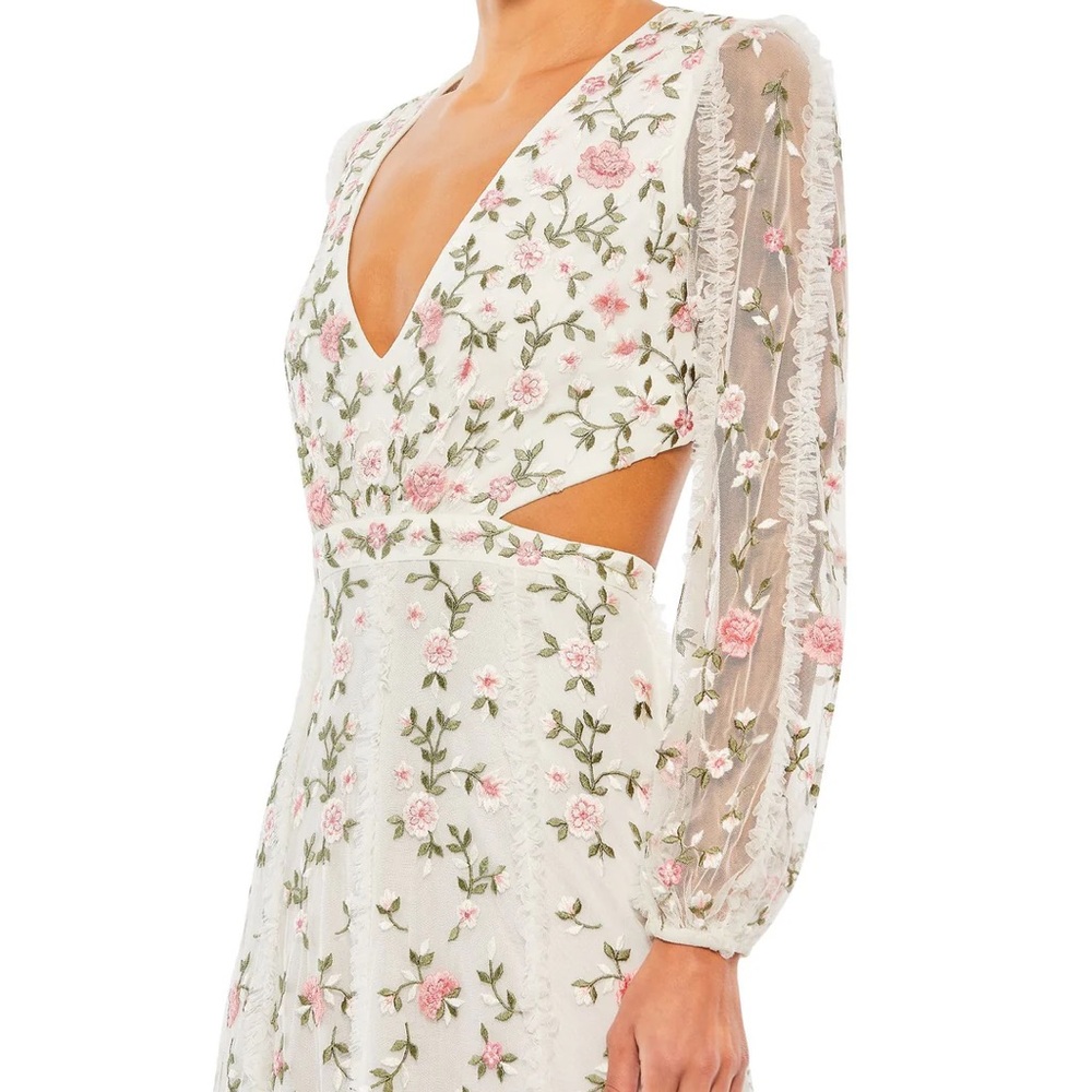 NWT Mac Duggal 70159 Long Sleeve Embellished Cut Out Gown Size 8 Ivory Multi - Picture 3 of 6